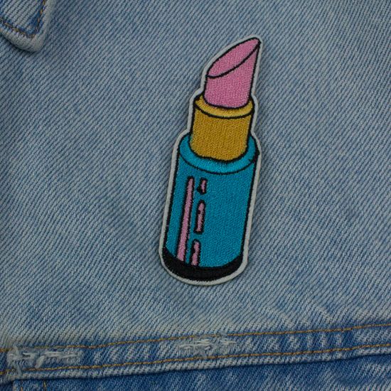 Нашивка на рюкзак и на одежду. Помада