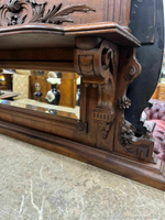 Старинный поставец