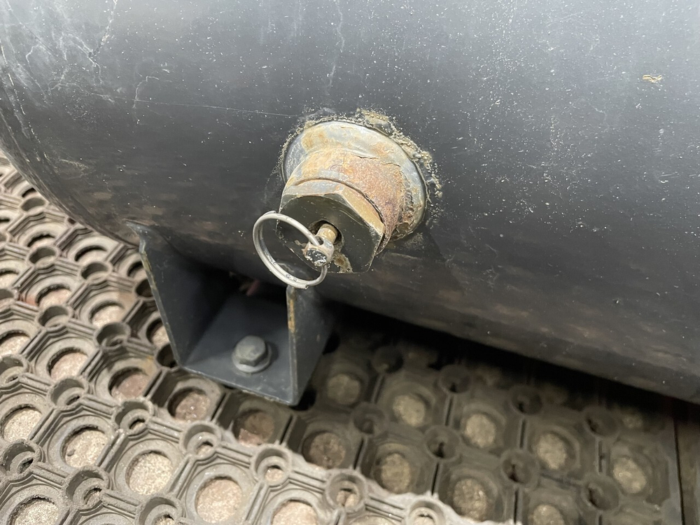 Ресивер воздушный 44 L 2023г