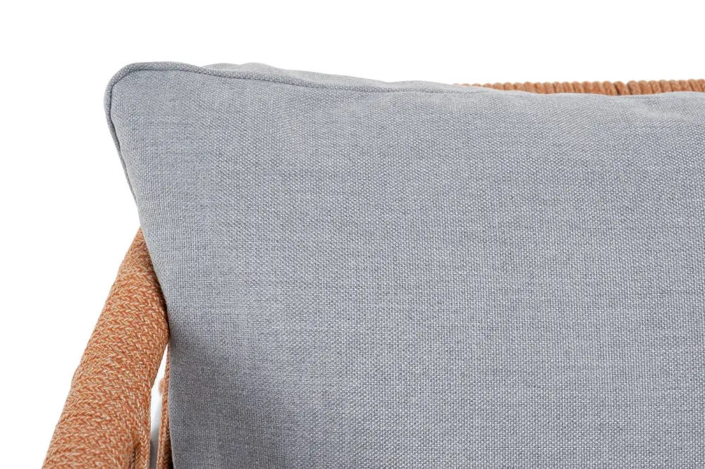 "Диего" кресло плетеное из роупа, каркас алюминий светло-серый (RAL7035) муар, роуп оранжевый меланж круглый, ткань светло-серая