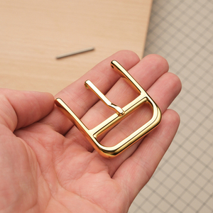 Пряжка для плечевого ремня HERMES из нержавеющей стали, цвет золото