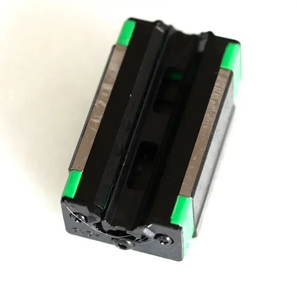 Каретка HGH15CA для рельсовой направляющей