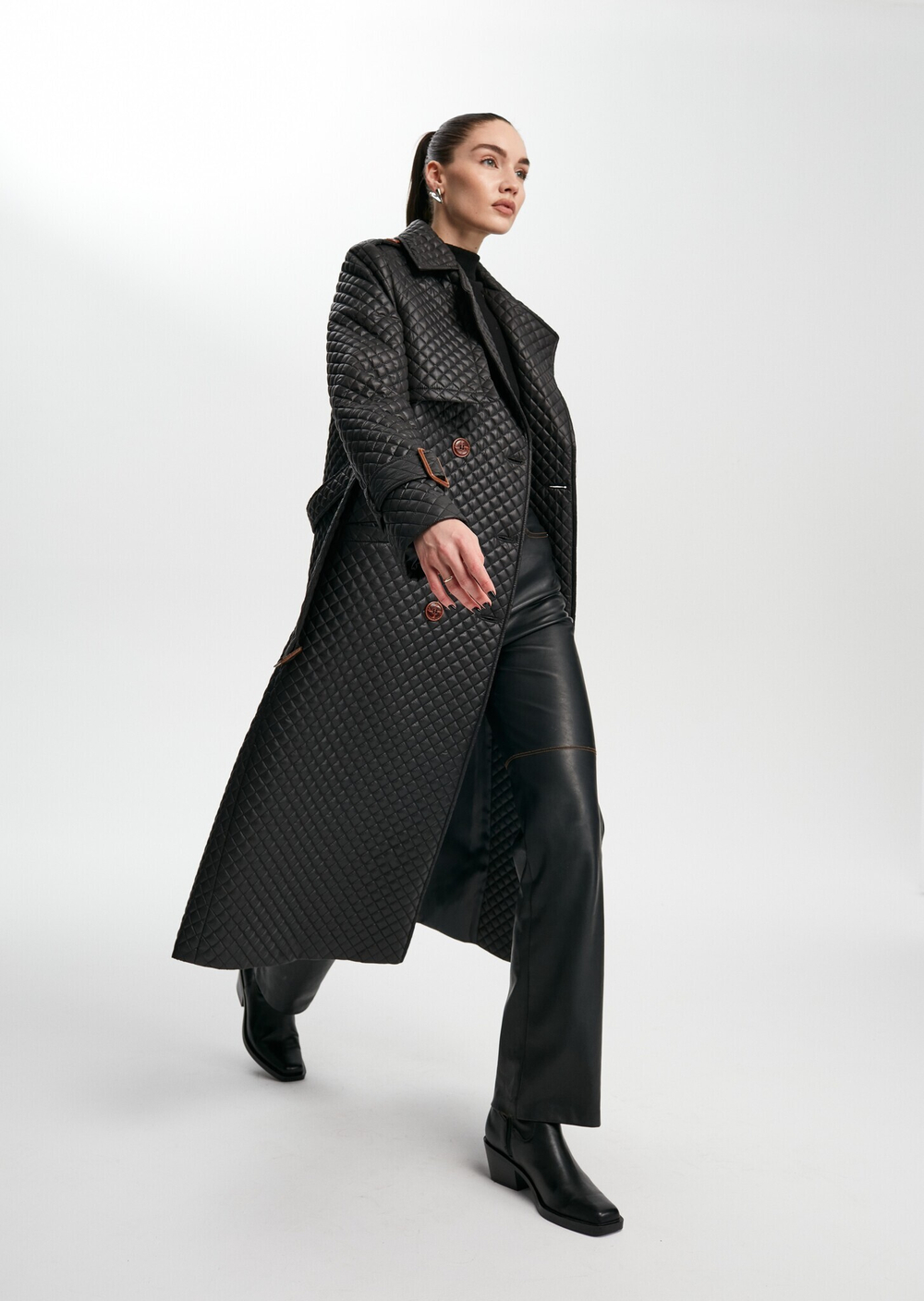 Тренч стеганый черный осень