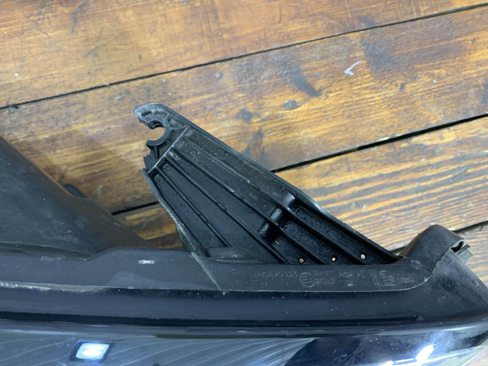 Фара правая LED Chery Tiggo 7 Pro 20-24 Б/У Оригинал 605000200AA