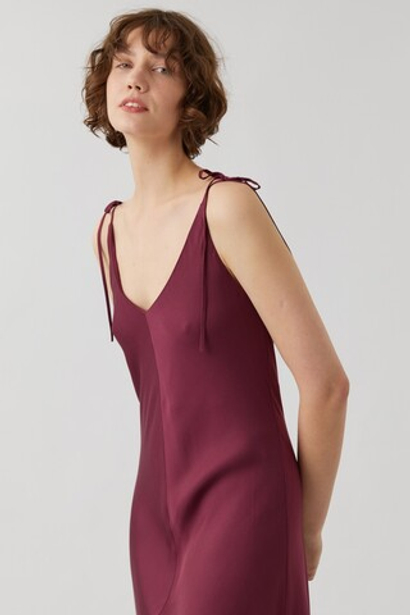 Сарафан на бретелях из бордовой вискозы