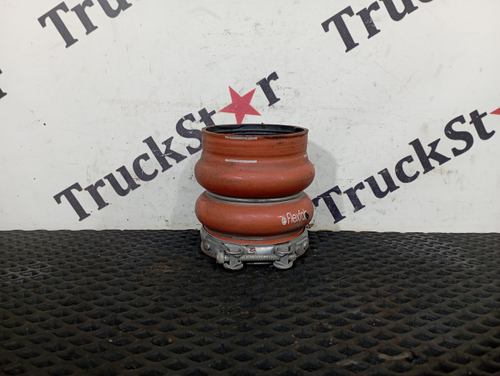 Патрубок интеркулера