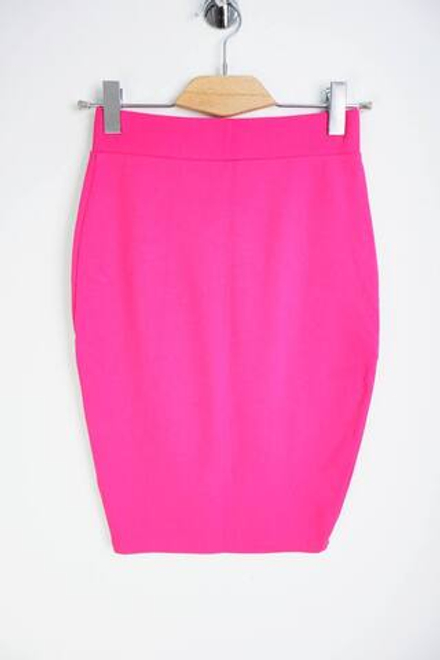 Юбка Amisu яркого цвета, маркировка 34, визуально 40 размер