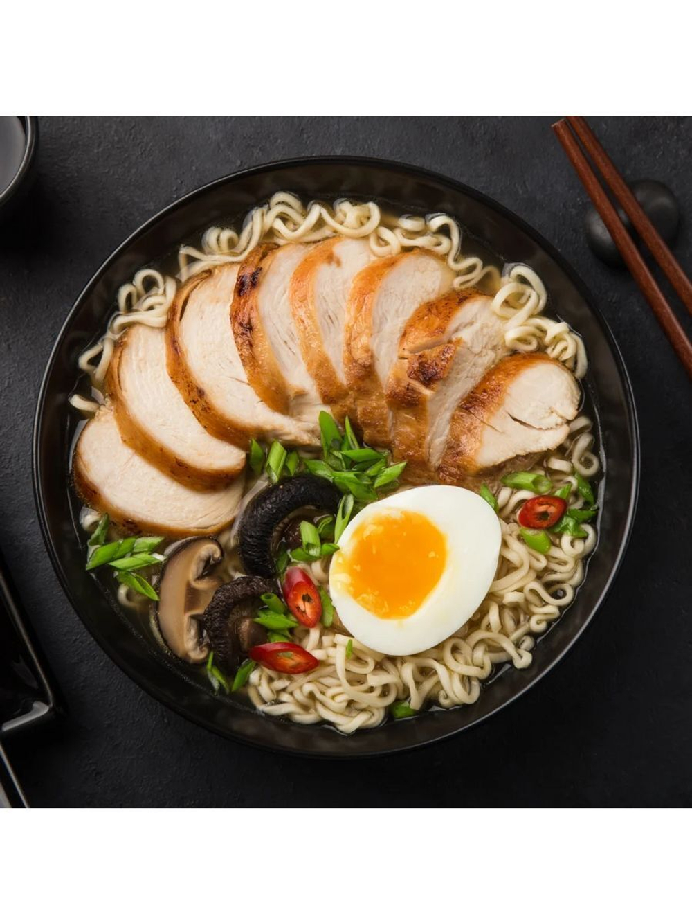 Лапша Nongshim Shin острая Курица Шин Рамен 120 г