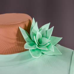 цветок из ткани