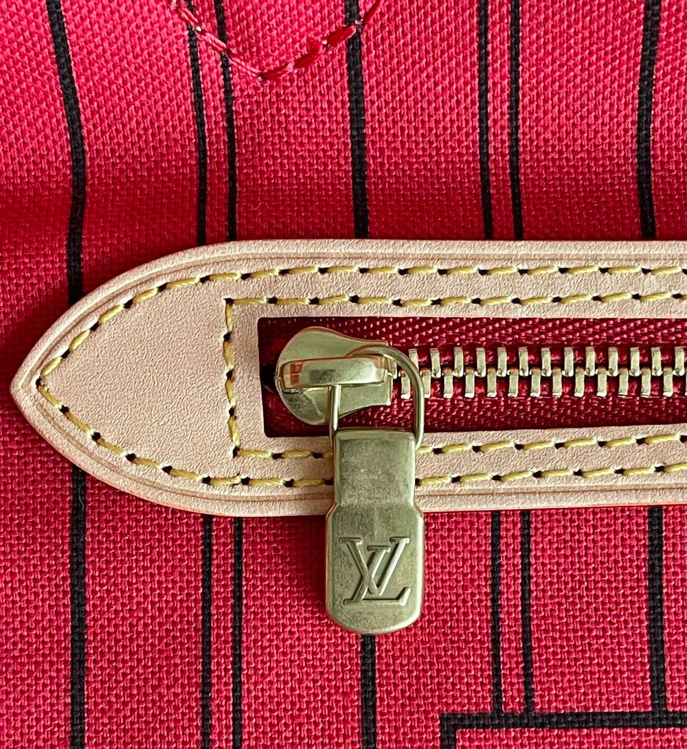 Louis Vuitton Neverfull PM