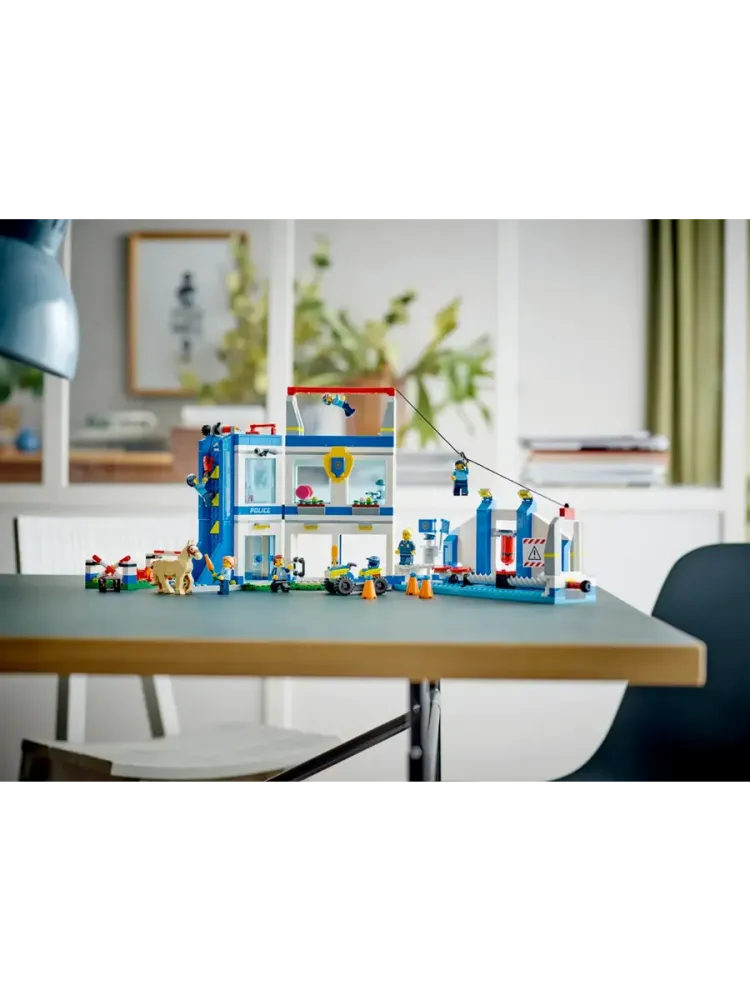 Конструктор City 60372 Академия полицейской подготовки