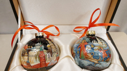 Набор новогодних шаров с полной росписью "Тройка" и  "Москва"