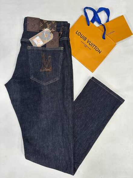 Джинсы Louis Vuitton