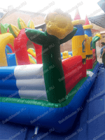 Коммерческий надувной батут "Радужный город" 10*6*3 м