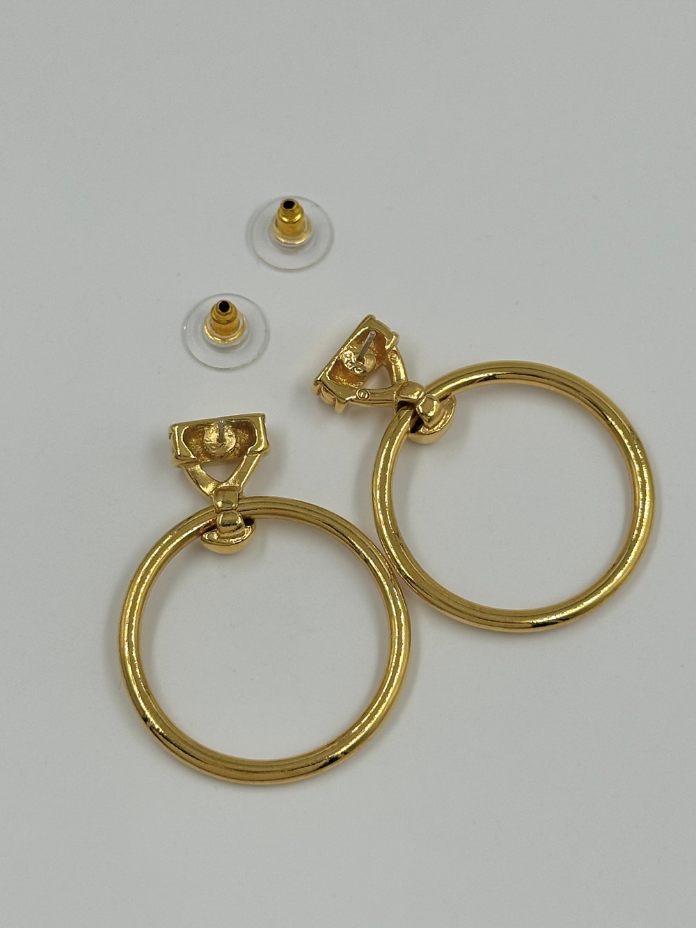 Серьги с крупными подвесками Monet