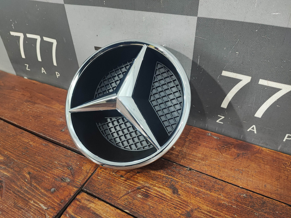 Эмблема Mercedes ML GLE (W166) 11-18 Новая Оригинал A0008172116