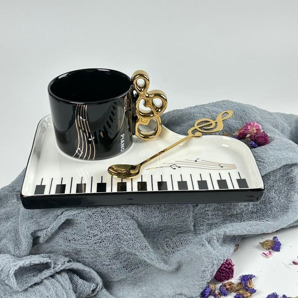 Lenardi 164-038 Чашка 200мл с блюдцем и ложкой в под.уп.(х18)Фарфор