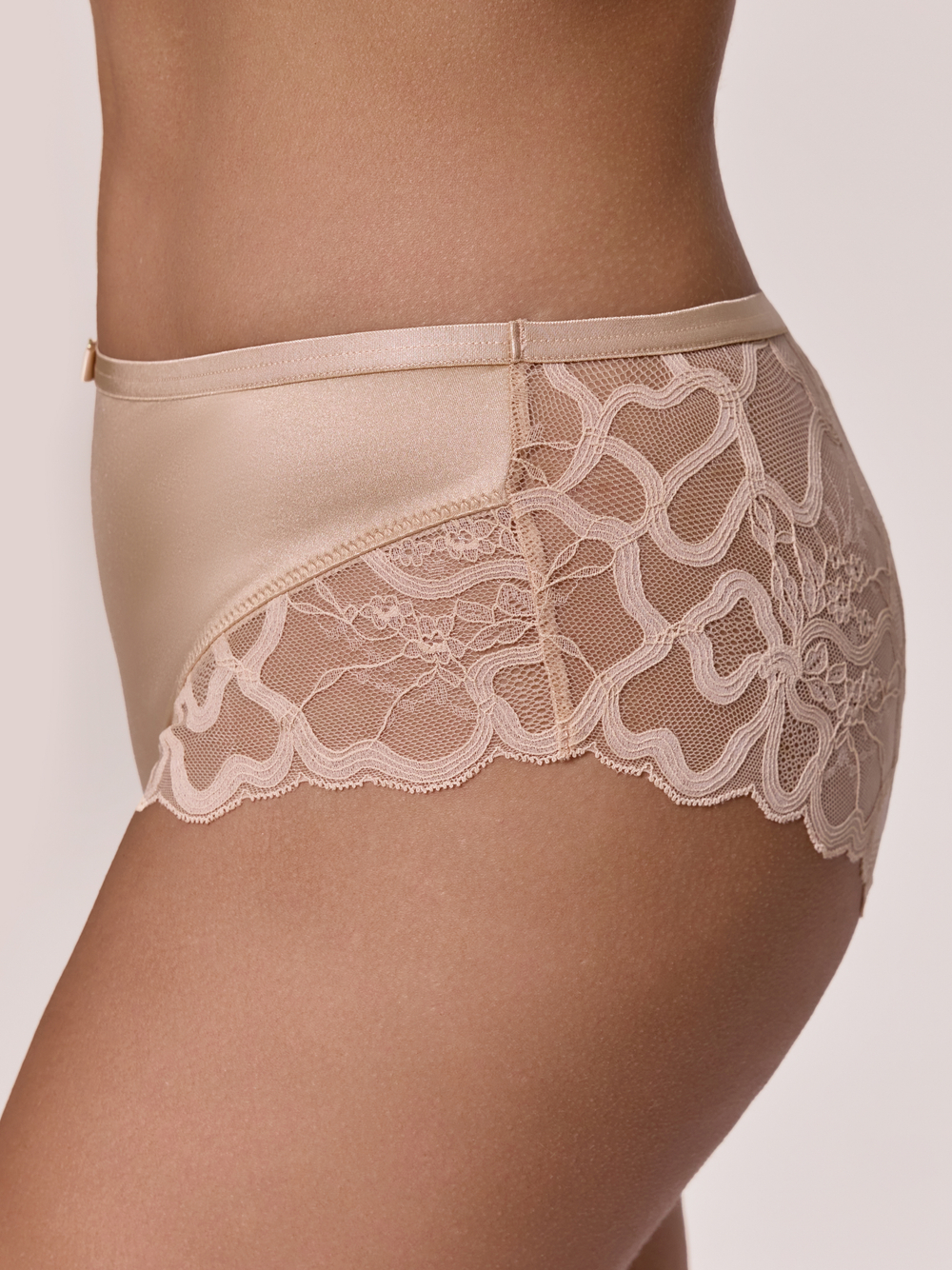 Трусы бразилиана из коллекции EVI