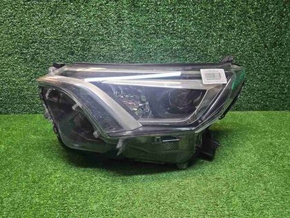 Фара левая Toyota Rav 4 CA40 (2015-2019) LED