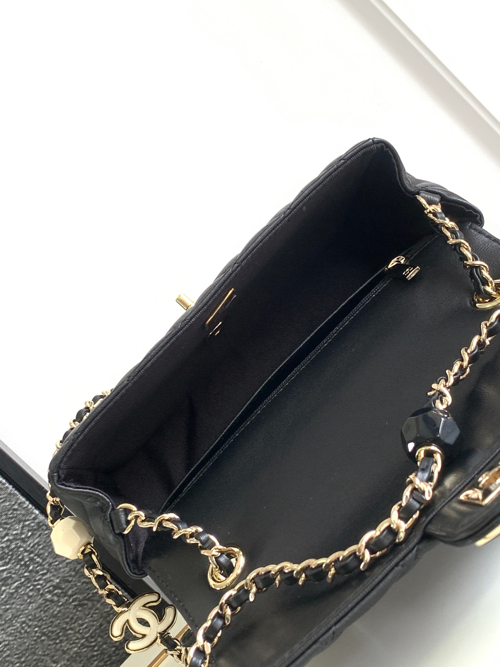 Chanel Bag 19 cm