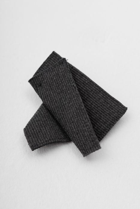 БРОШЬ РУТЕС ГРАФИТ