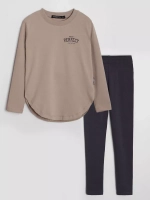 Спортивный костюм для девочки на осень с леггинсами