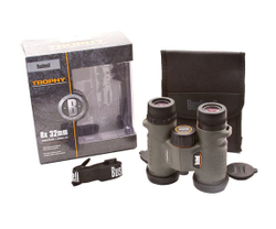 Комплект поставки: бинокль Bushnell 8x32, ремень, крышки окуляров и объективов.