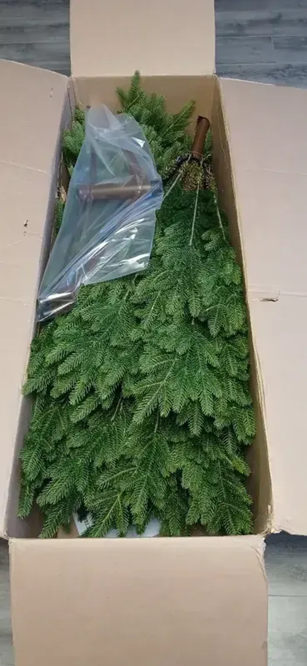 Елка с гирляндой встроенной «Сириус» (Литая хвоя) 230 см / 2,3 м