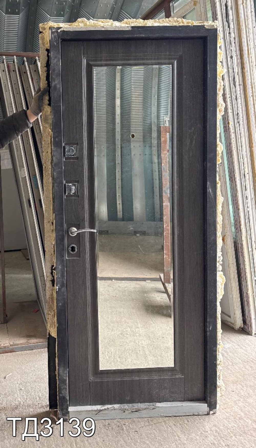 Дверь Металлическая Б/У 2050(в) x 850(ш)