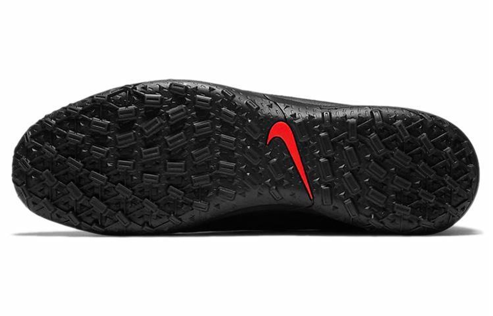 Кроссовки Nike Legend 8 Club Tf