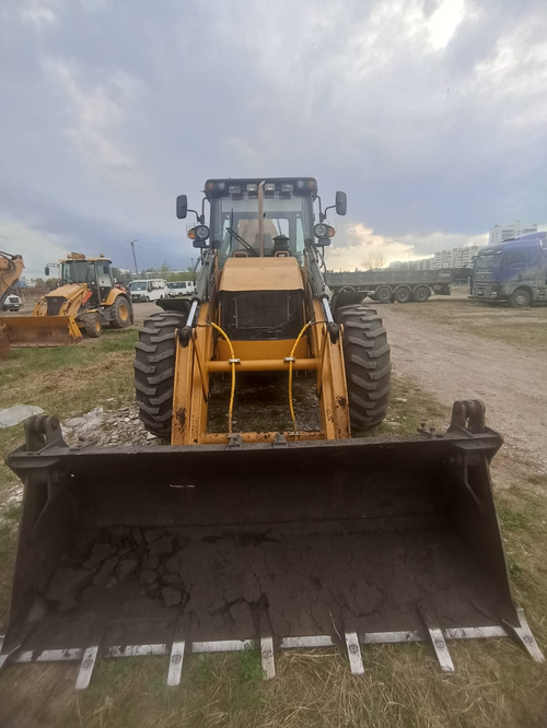 BUILDER BL* Экскаватор-погрузчик BL488 (Дизельный, 4,8 л, 102 л.с., АТ)
