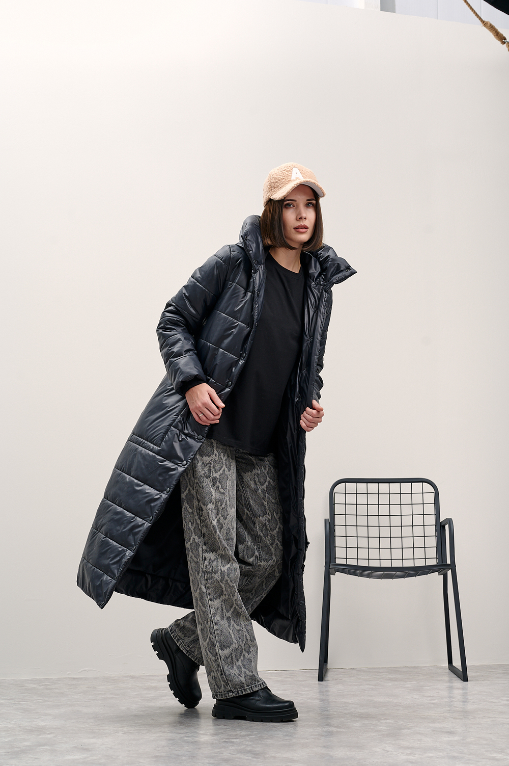 Пальто женское "Лара" черный