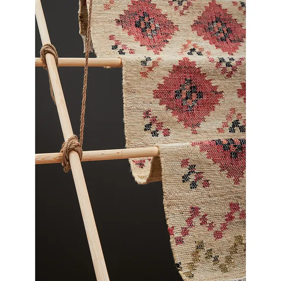 Ковер из шерсти по мотивам башкирских орнаментов из коллекции cultural heritage, 120х180 см