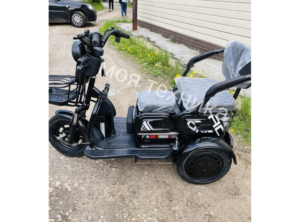 Трицикл Электроскутер 1000W 20Ah