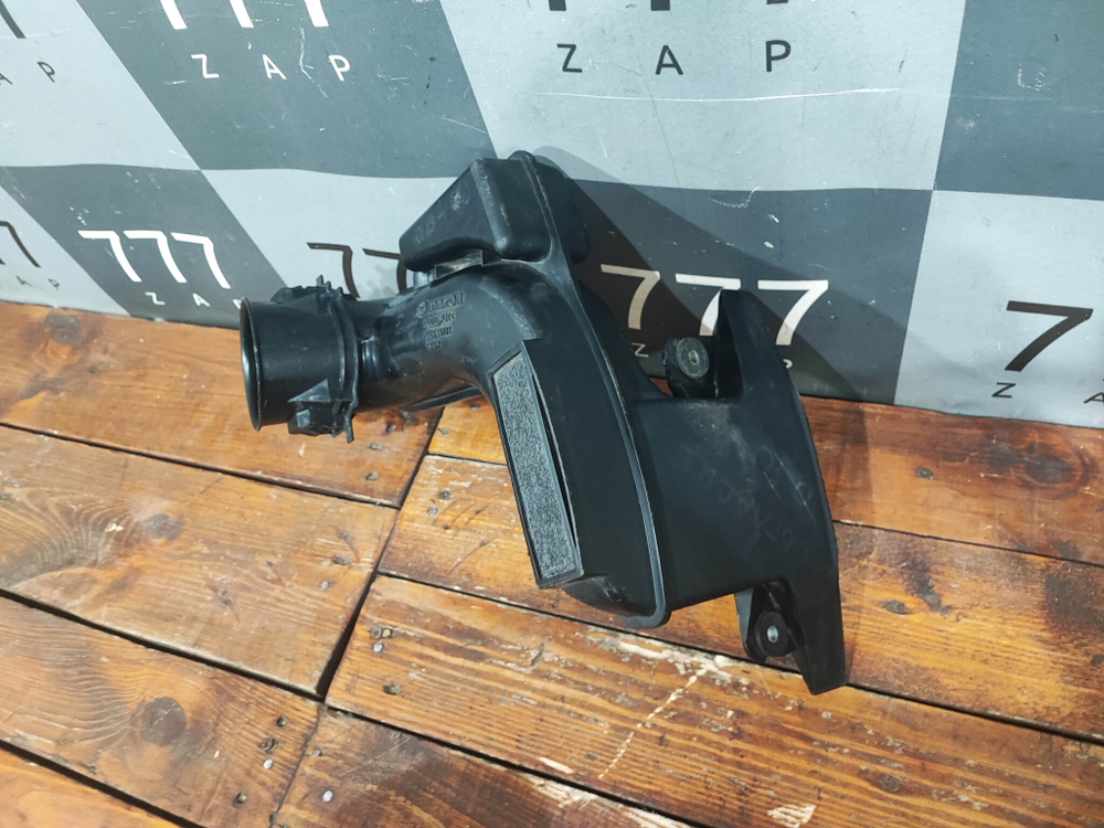 Воздухозаборник Mazda CX-5 1, 2 (KE, KF) 11-нв Б/У Оригинал PY2V13200B