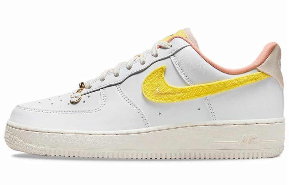 Кроссовки Nike Air Force 1 Low "Mama" (Женская размерная сетка)