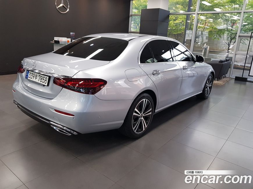 Mercedes-Benz E-Class W213 E250 Avangarde (07.2021)
