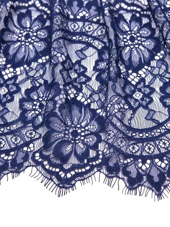 01-39 Кружево шантильи 20 см, темно-синий