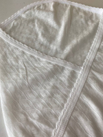 Комплект на выписку "Перышко" 4-пр (плед, комбинезон-кнопка,шапочка, пояс-бант) (Цвет: Бело-розовый)