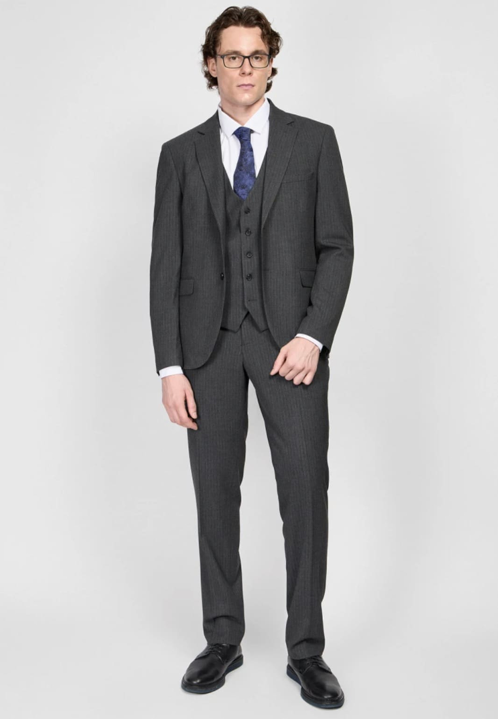 Мужской костюм тройка (темно-серый) В84