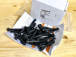 TRIUMPH Болты крышки двигателя - черные A9618190