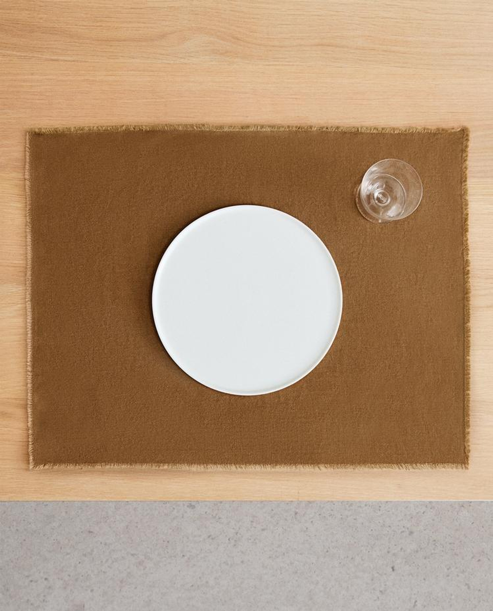 ZARA HOME ЛЬНЯНАЯ САЛФЕТКА, ГОРЧИЧНО-ЖЕЛТЫЙ