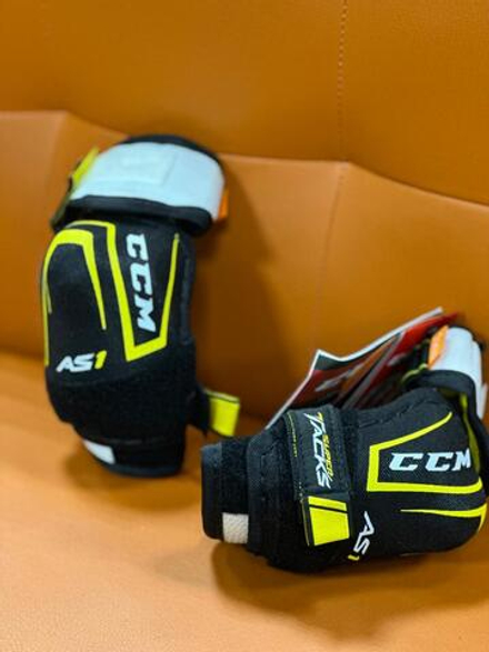 CCM SUPER TACKS AS1 YTH M