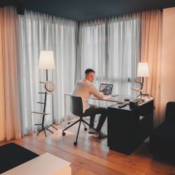 Настольная лампа CENTIPEDE 7251