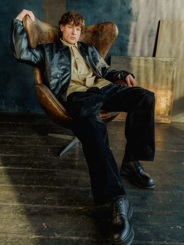 Широкие черные джинсы Laine с защипами