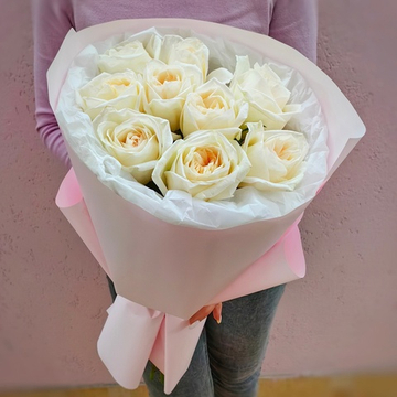 Букет из 9 ароматных роз "White O'hara"