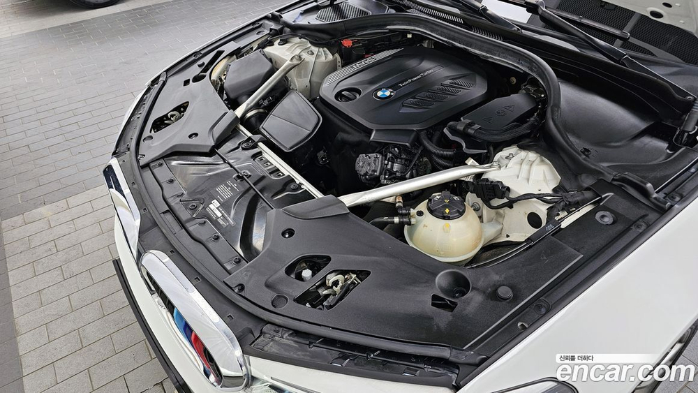 BMW 5 Series (G30) 520d xDrive M Sports Plus (11.2019)