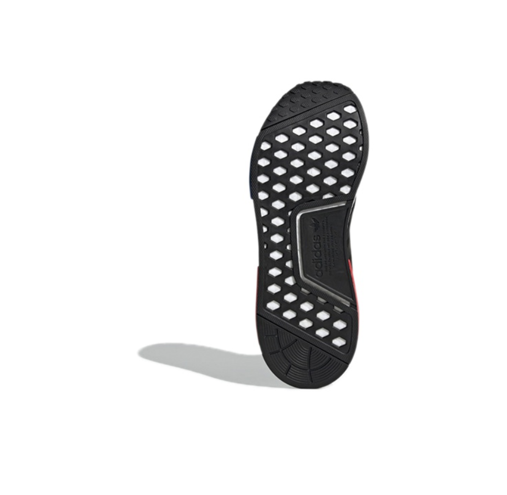 Кроссовки Adidas NMD_R1 'Black OG' GZ7922