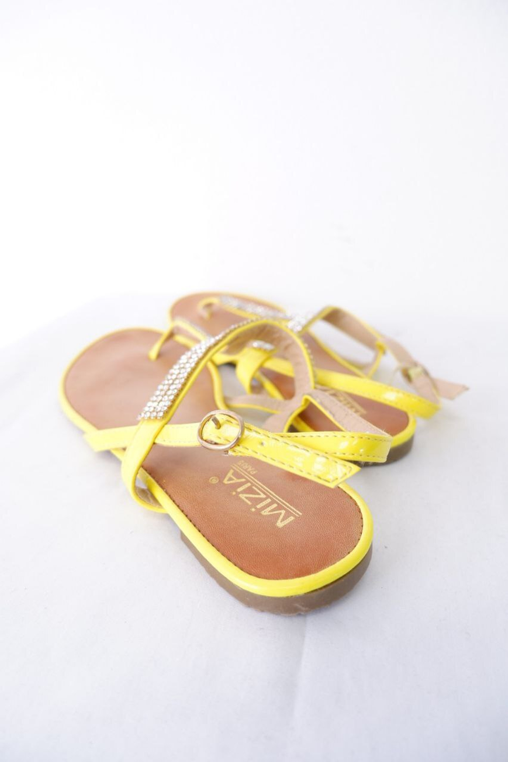 Босоножки Mizia яркие 38 размер