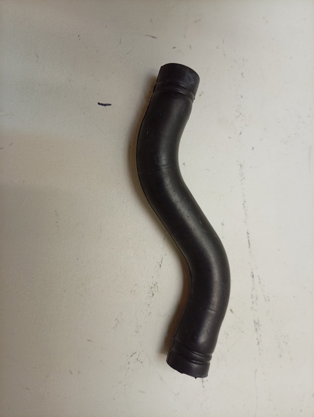 FE925N кт21 Патрубок от КЭНа в дозатор для стиральных машин Electrolux Zanussi AEG 1321186205 б/у